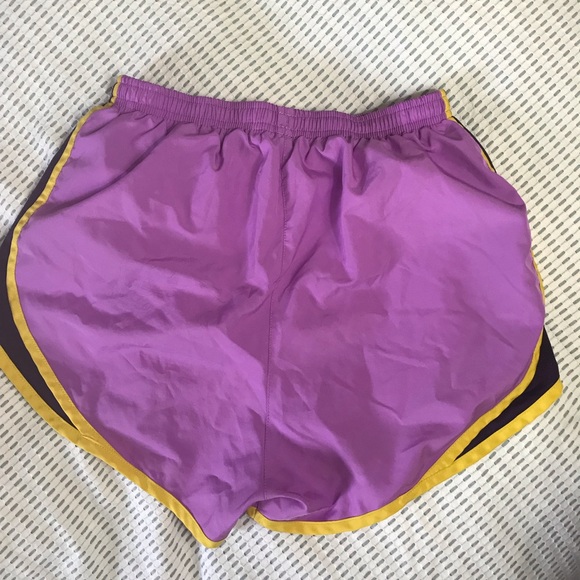 🚨SOLD🚨Nike DryFit Shorts - Picture 2 of 2